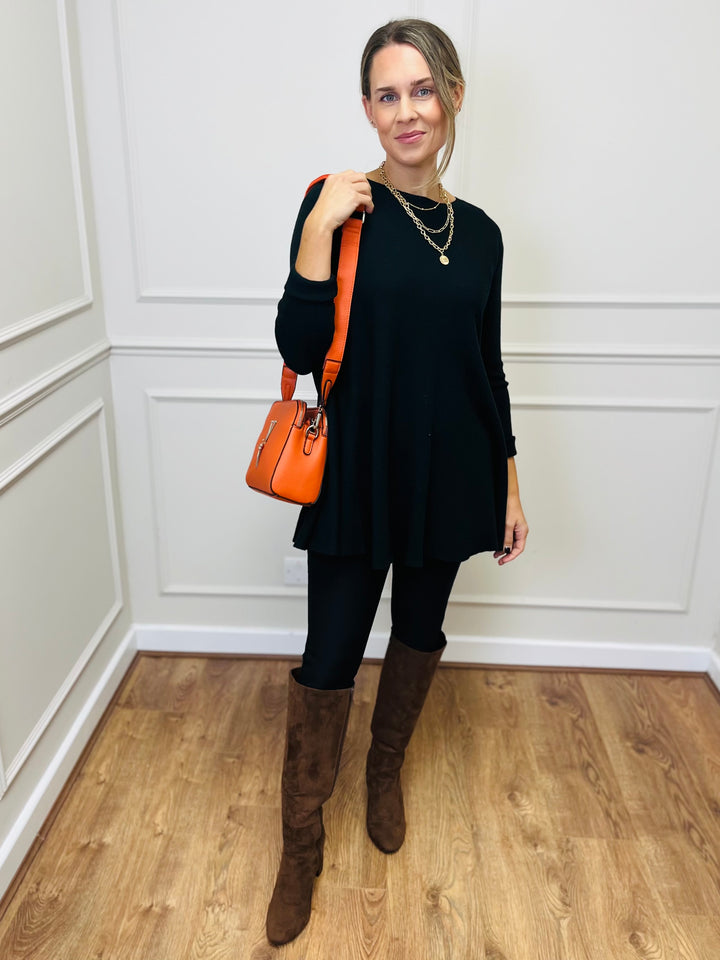 "HARRIET" Basic Soft Jumper-Black