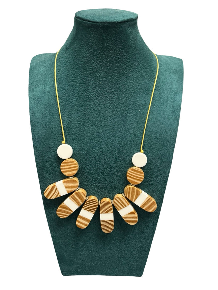 Short Statement Necklace-Tan & Cream