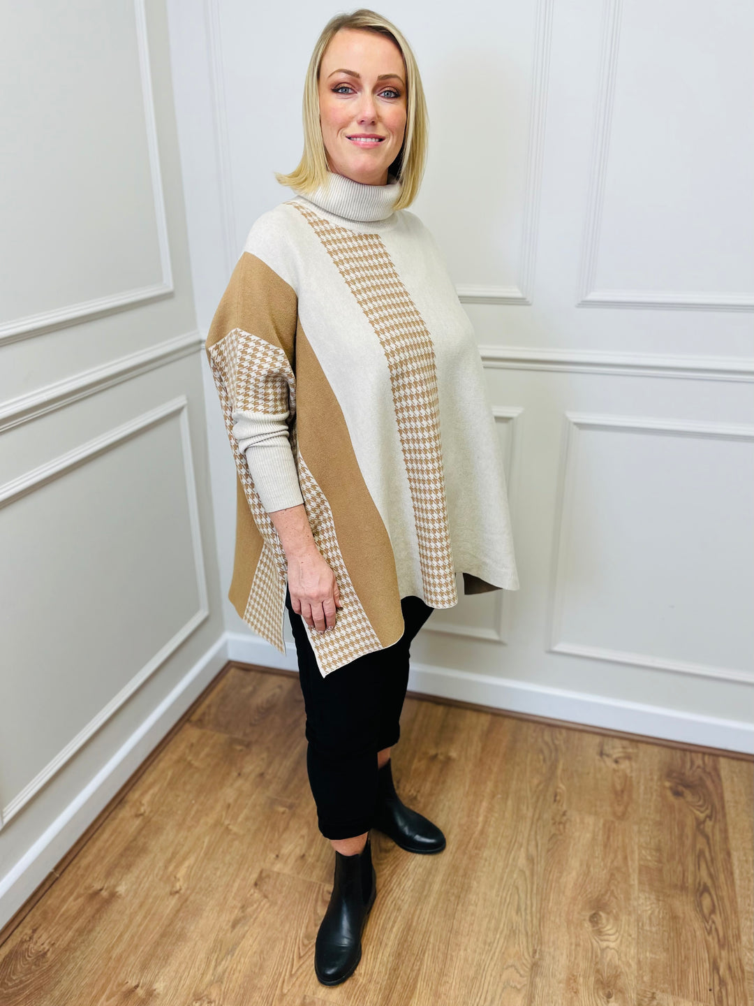 "DANIELA" Houndstooth Print Poncho-Cream & Tan