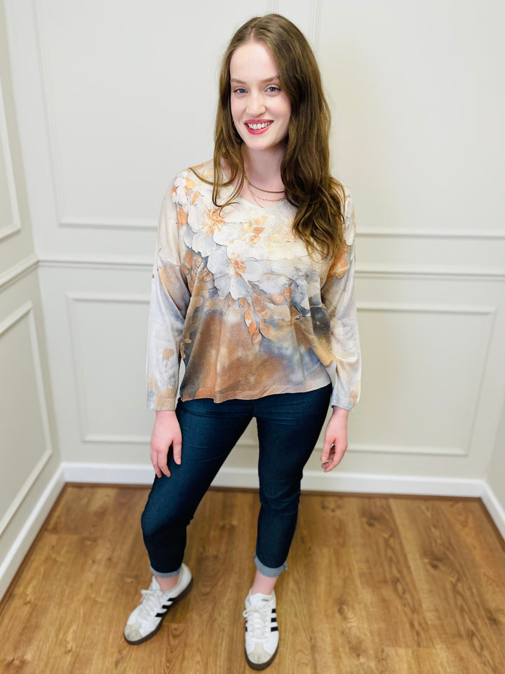 "AUTUMN" Floral Print Fine Knit-Cream & Mocha