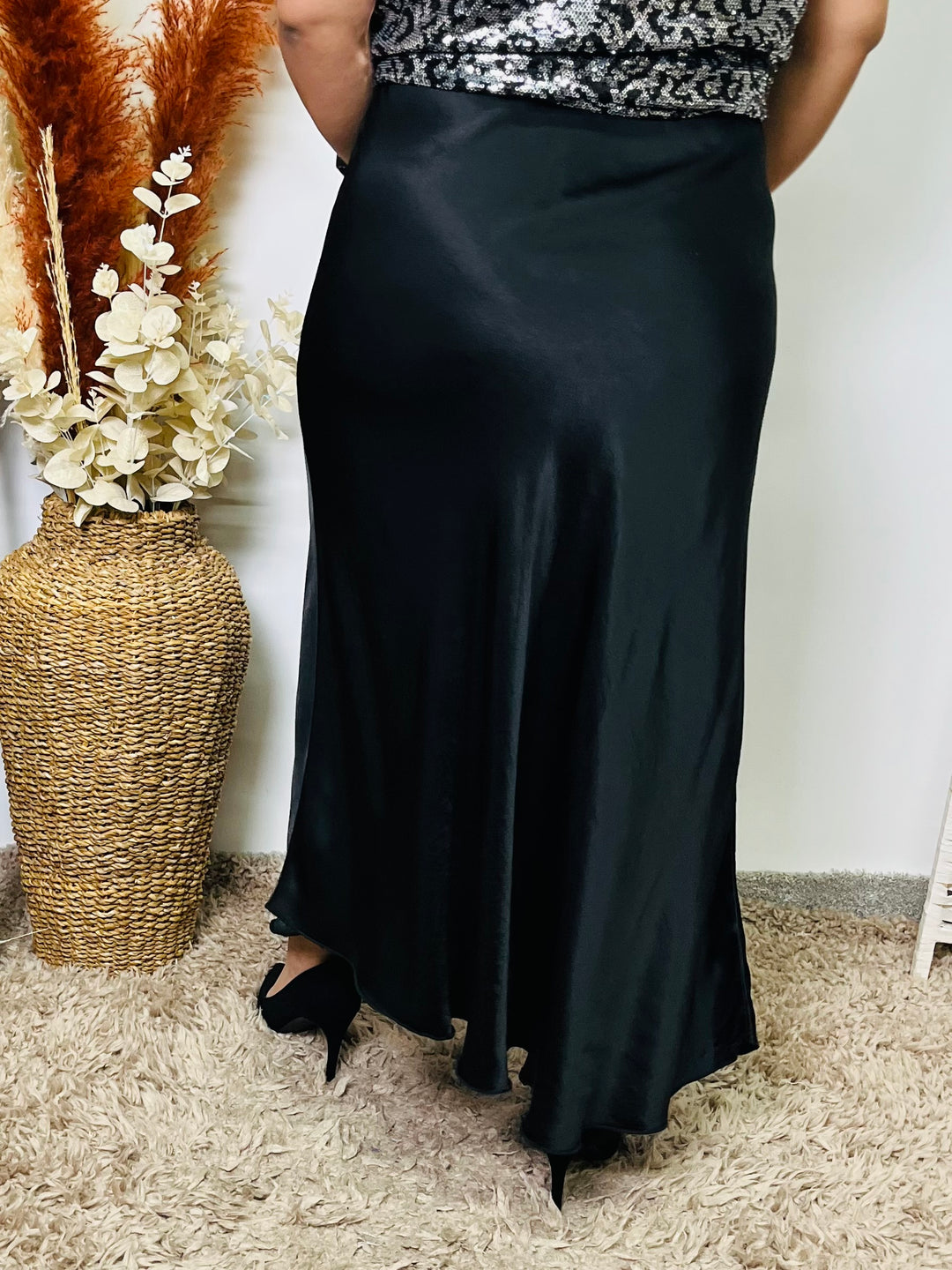 "NARA" Maxi Skirt-Black