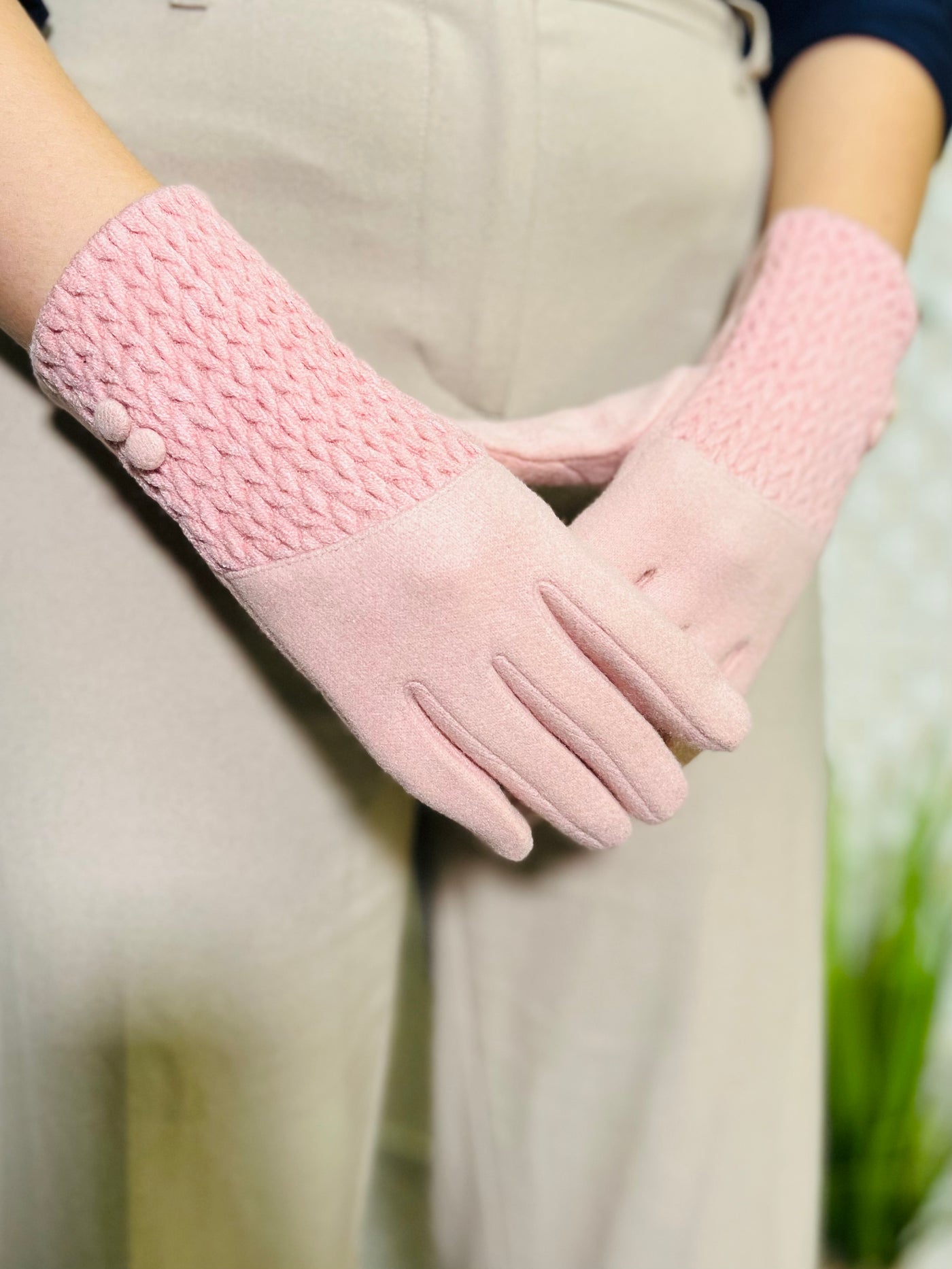 Knitted Gloves-Baby Pink
