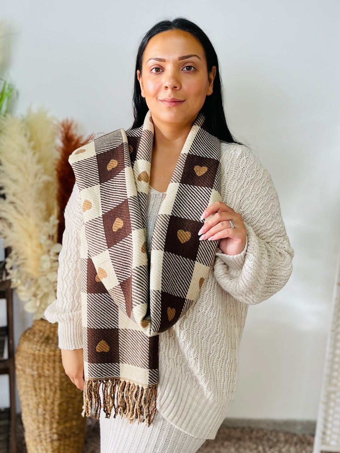 No.52 Heart Print Reversible Scarf-Cream & Brown