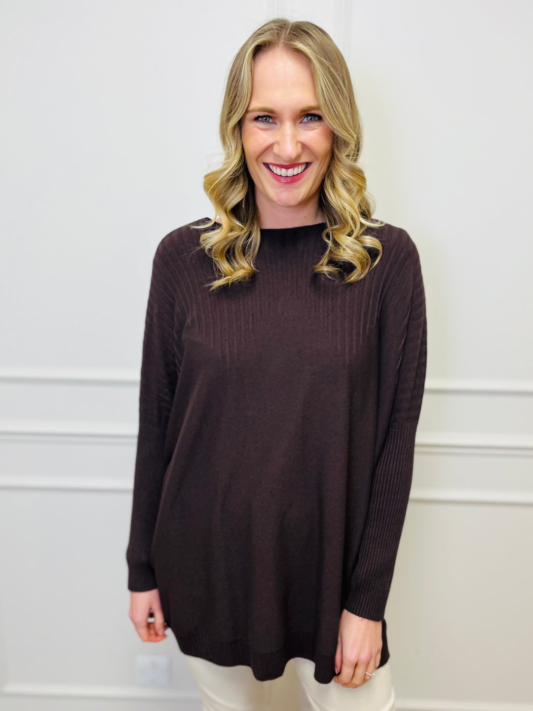 "JESSIE" Basic Soft Jumper-Brown