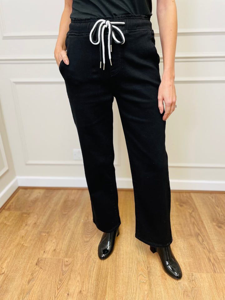 "ALEXANDRA" Bootcut Jeans-Black