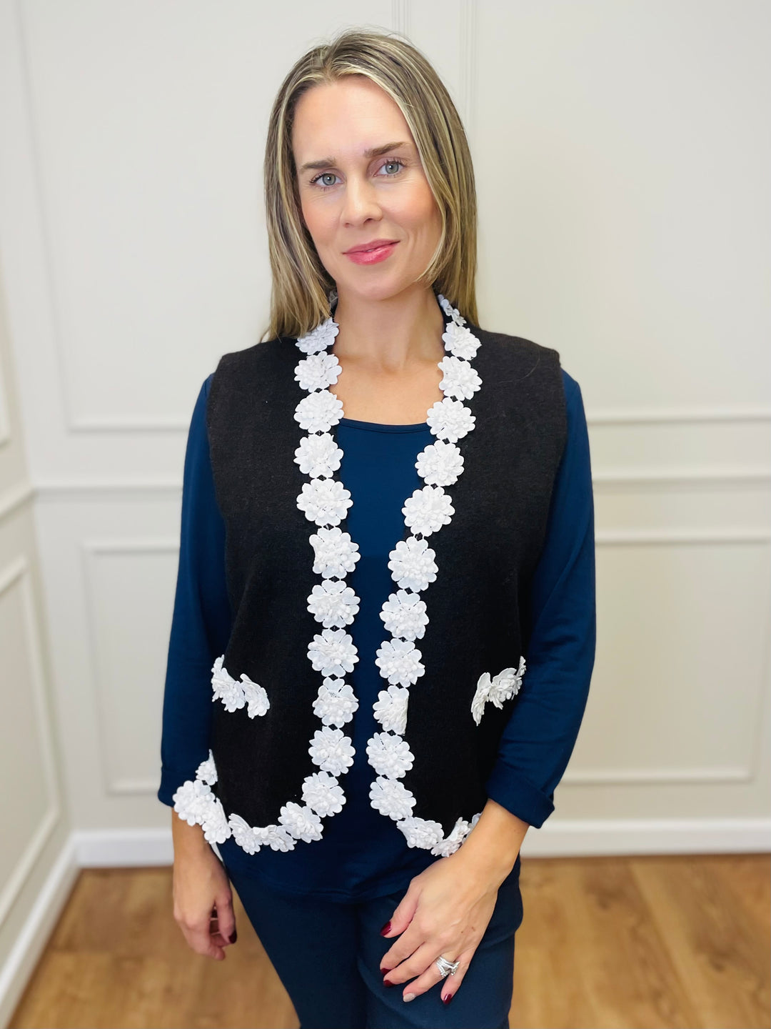 "MAGI" Floral Trim Gilet-Chocolate