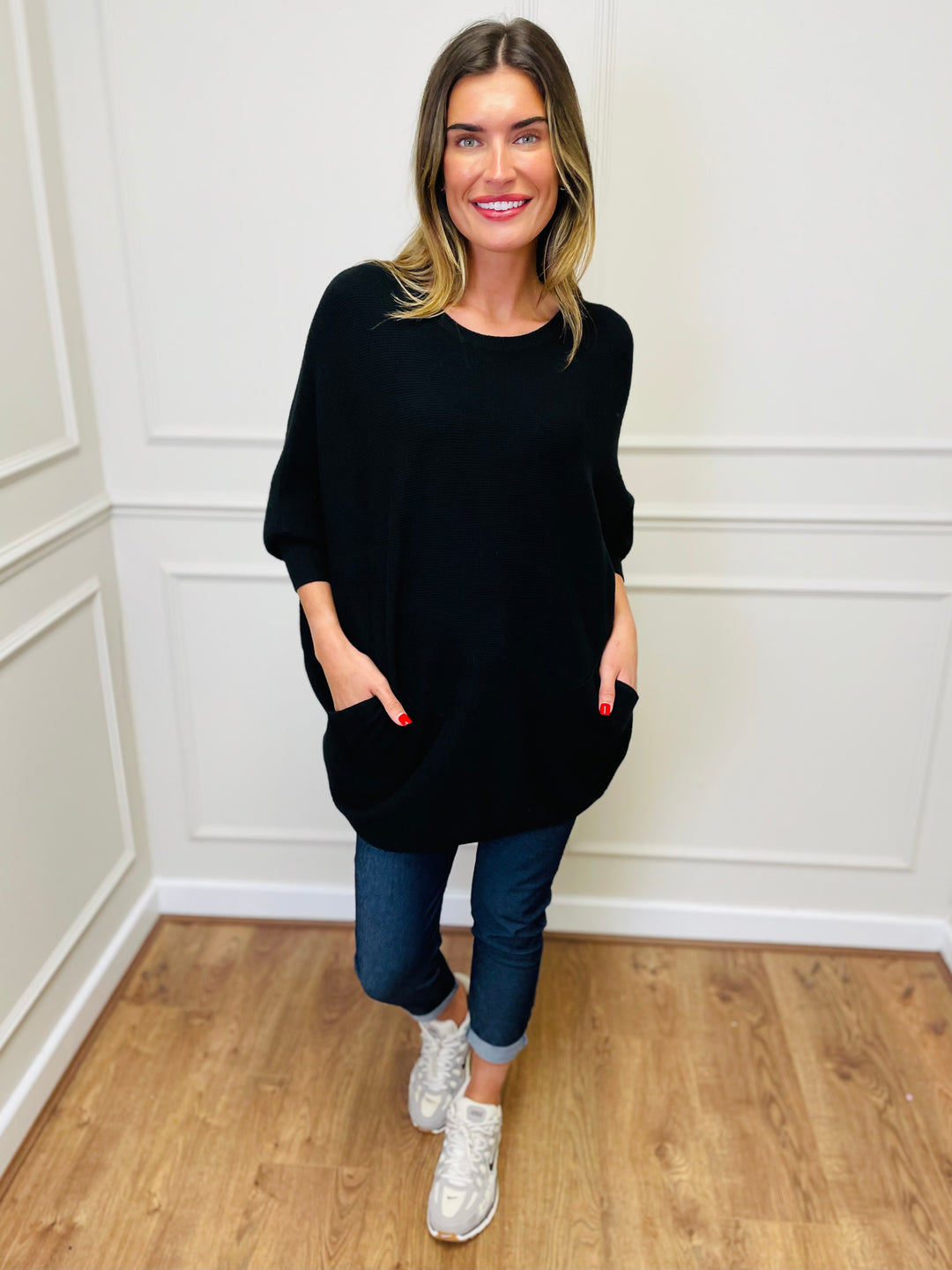 "MOLLY" Super Soft Jumper-Black