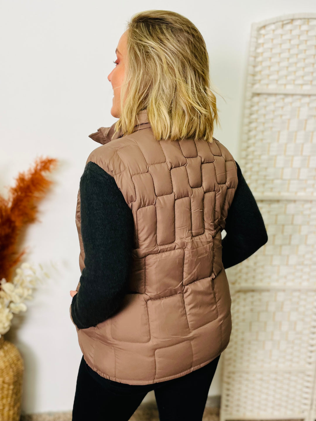 “HANNAH” Puffer Gilet-Tan