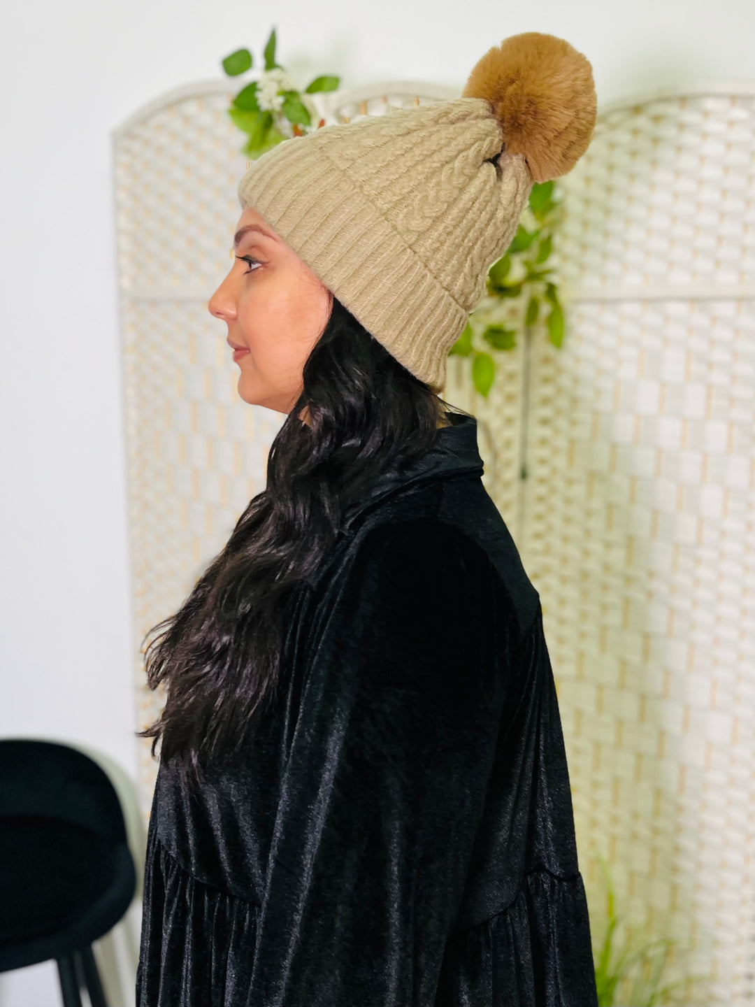 Mocha Knit Faux Fur Pom Hat