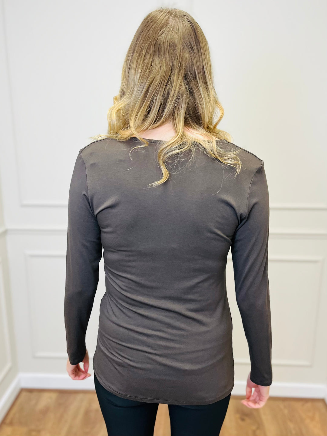 The Essential Long Sleeve "Magic" Vest-Brown