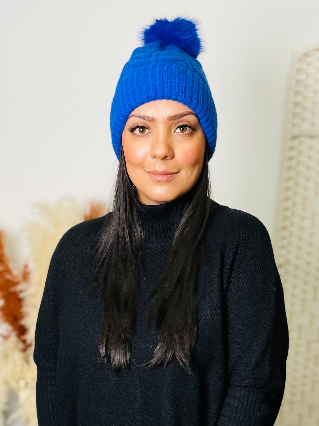  Knit Faux Fur Pom Hat