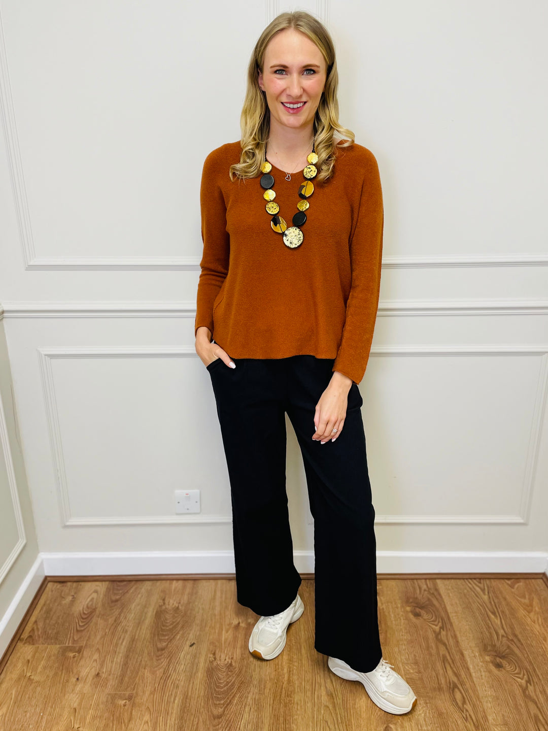 "MAGNOLIA" Fine Knit Jumper-Rust