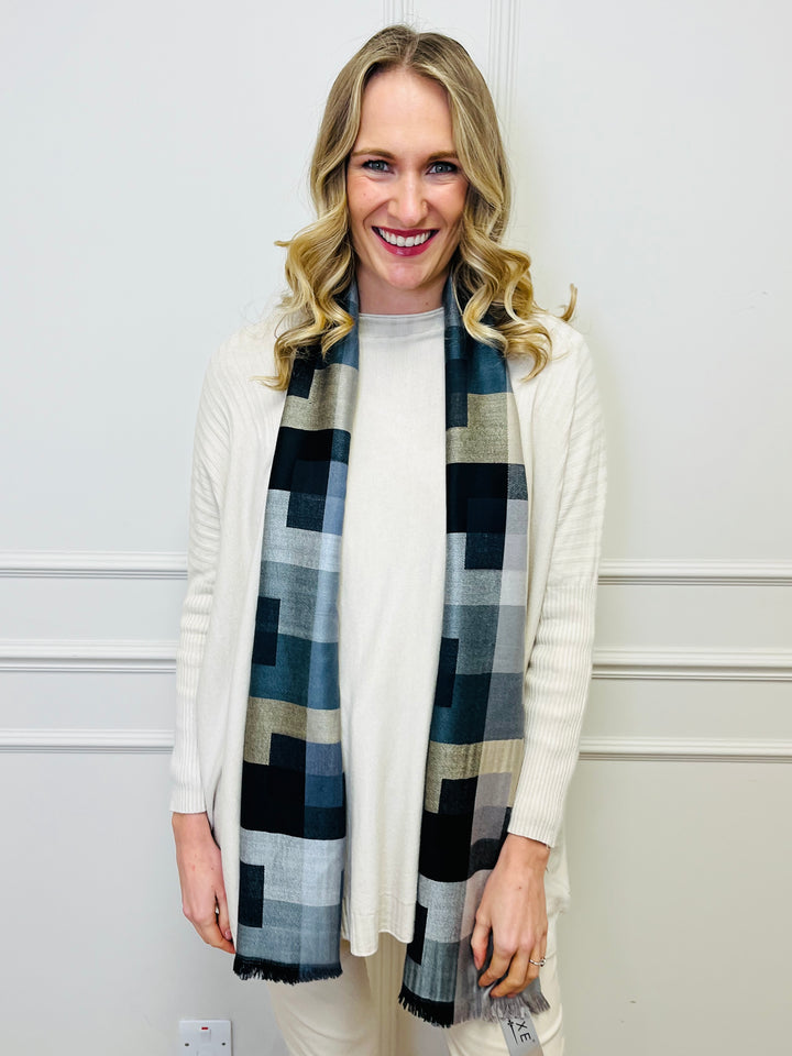 Block Print Scarf-Grey/Black & Cream