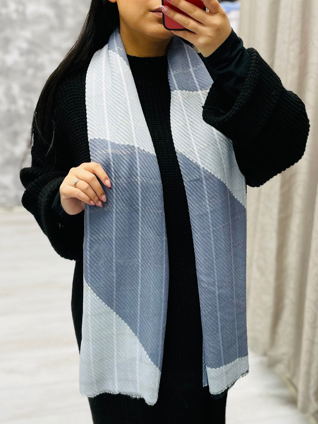 No.93 Stripe Print Scarf-Silver & Grey