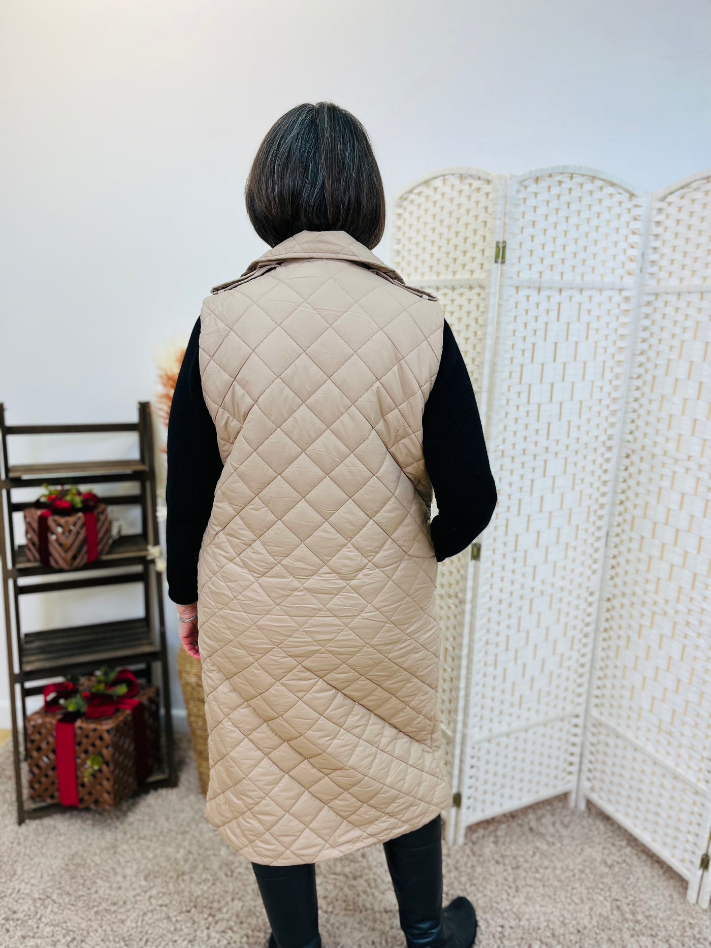 "GISELLE” Quilted Gilet-Camel