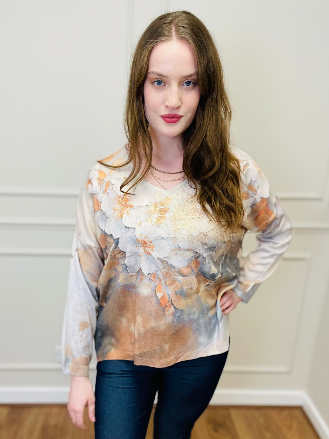 "AUTUMN" Floral Print Fine Knit-Cream & Mocha