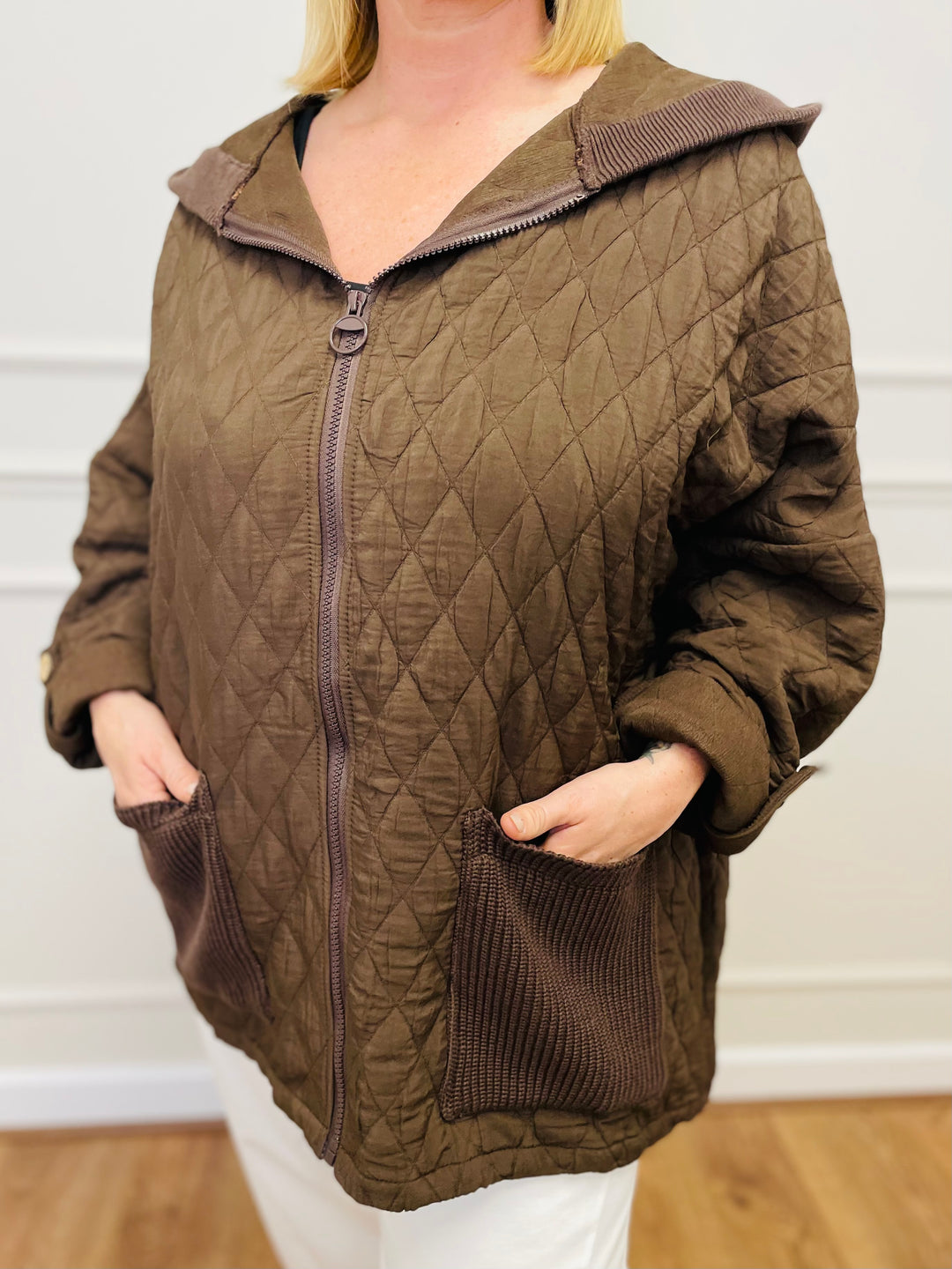 "ADELINA" Quilted Jacket-Brown