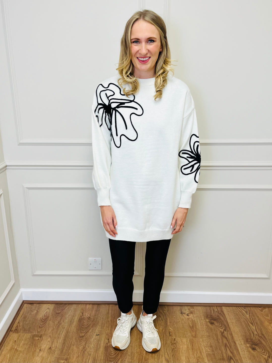 "BRIANA" Leaf Tunic-White & Black