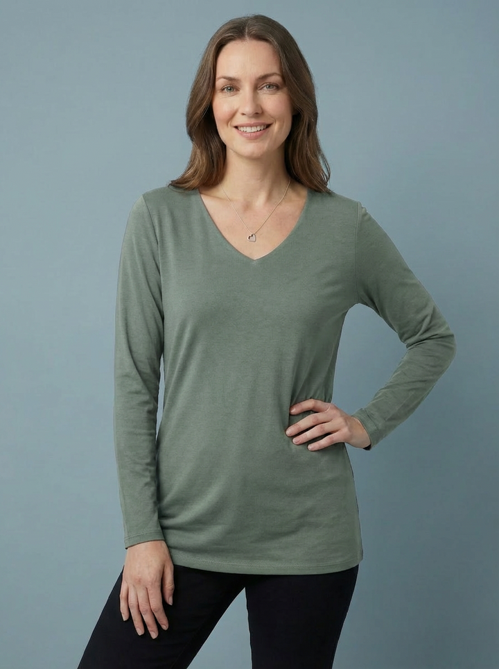 The Essential Long Sleeve "Magic" V-Neck Vest green