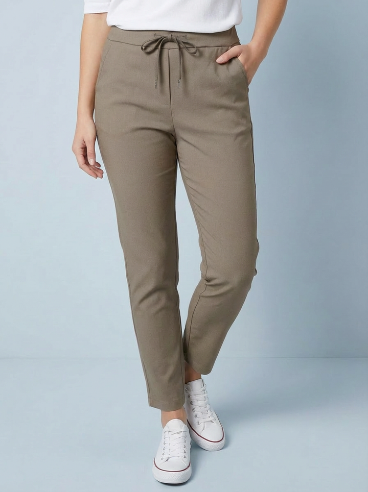 "CARMELA" Smooth MAGIC Trouser-Mocha