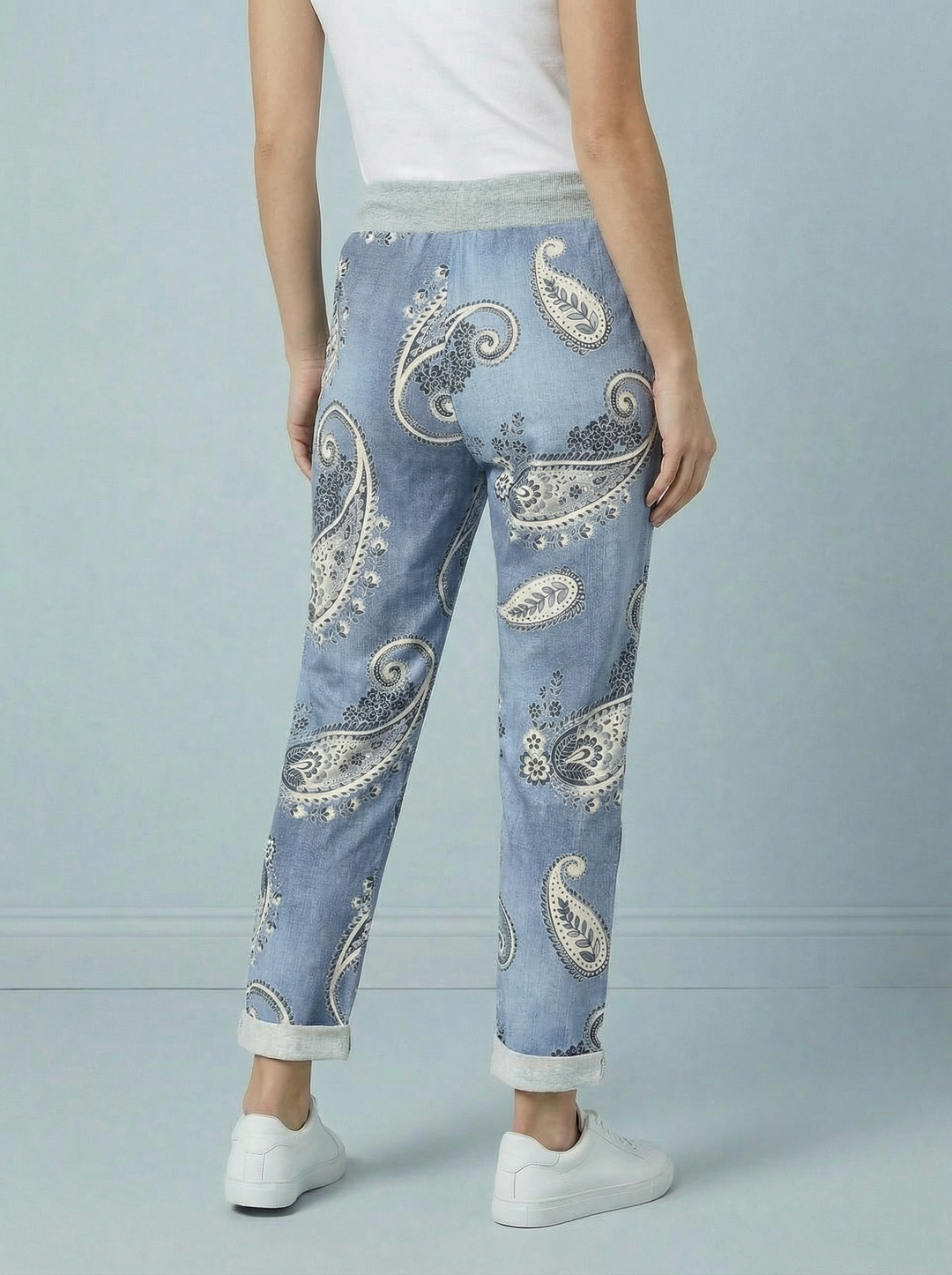 "RIO" Magic Trouser - Paisley Print - Light Denim