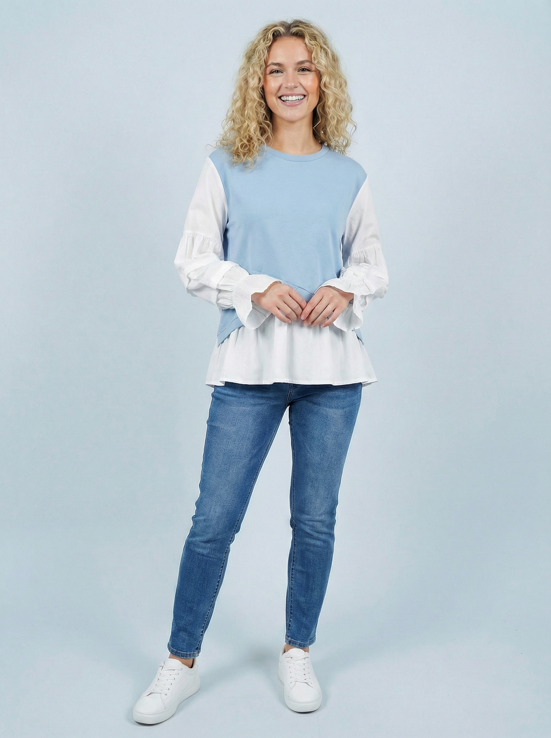 "QUINN” Sweat Top - Sky Blue