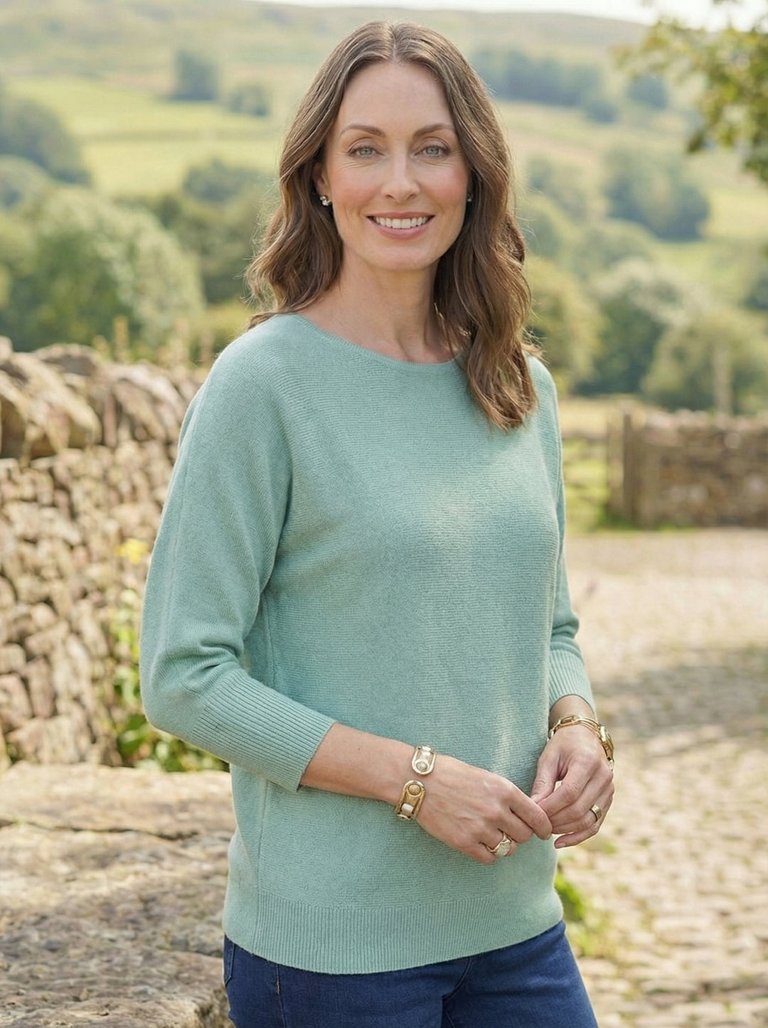 "MARIA” Pearl Back Jumper