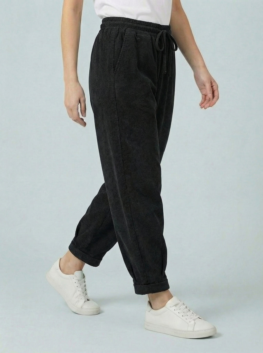 "MEGAN” Cord Barrel Trouser