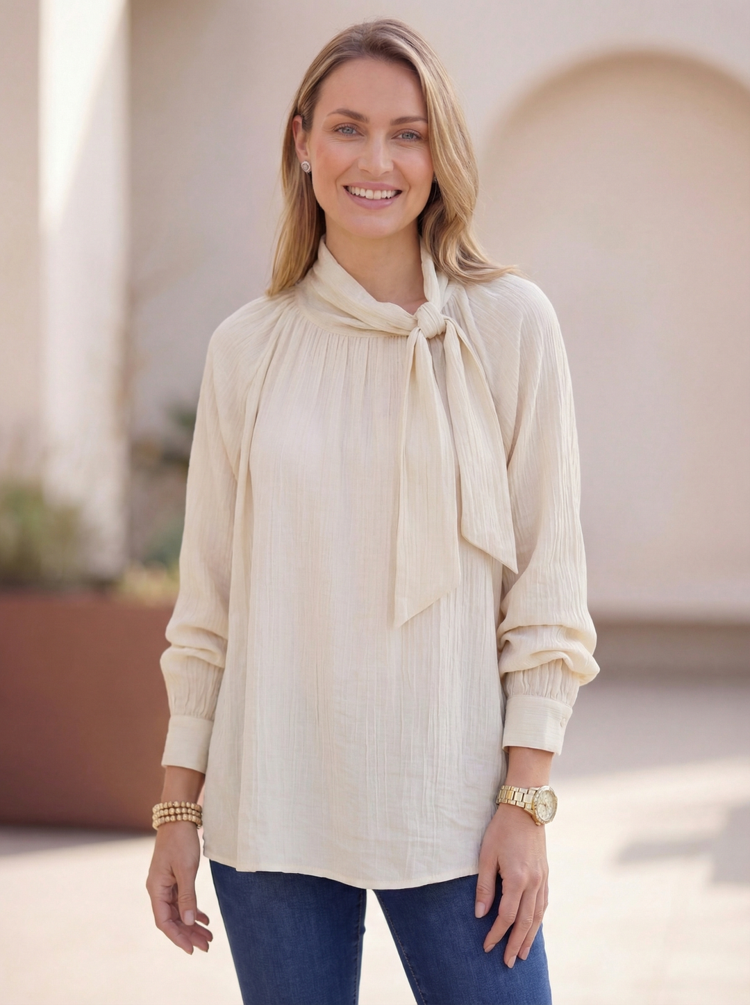 "TRACEY” Pussybow Blouse