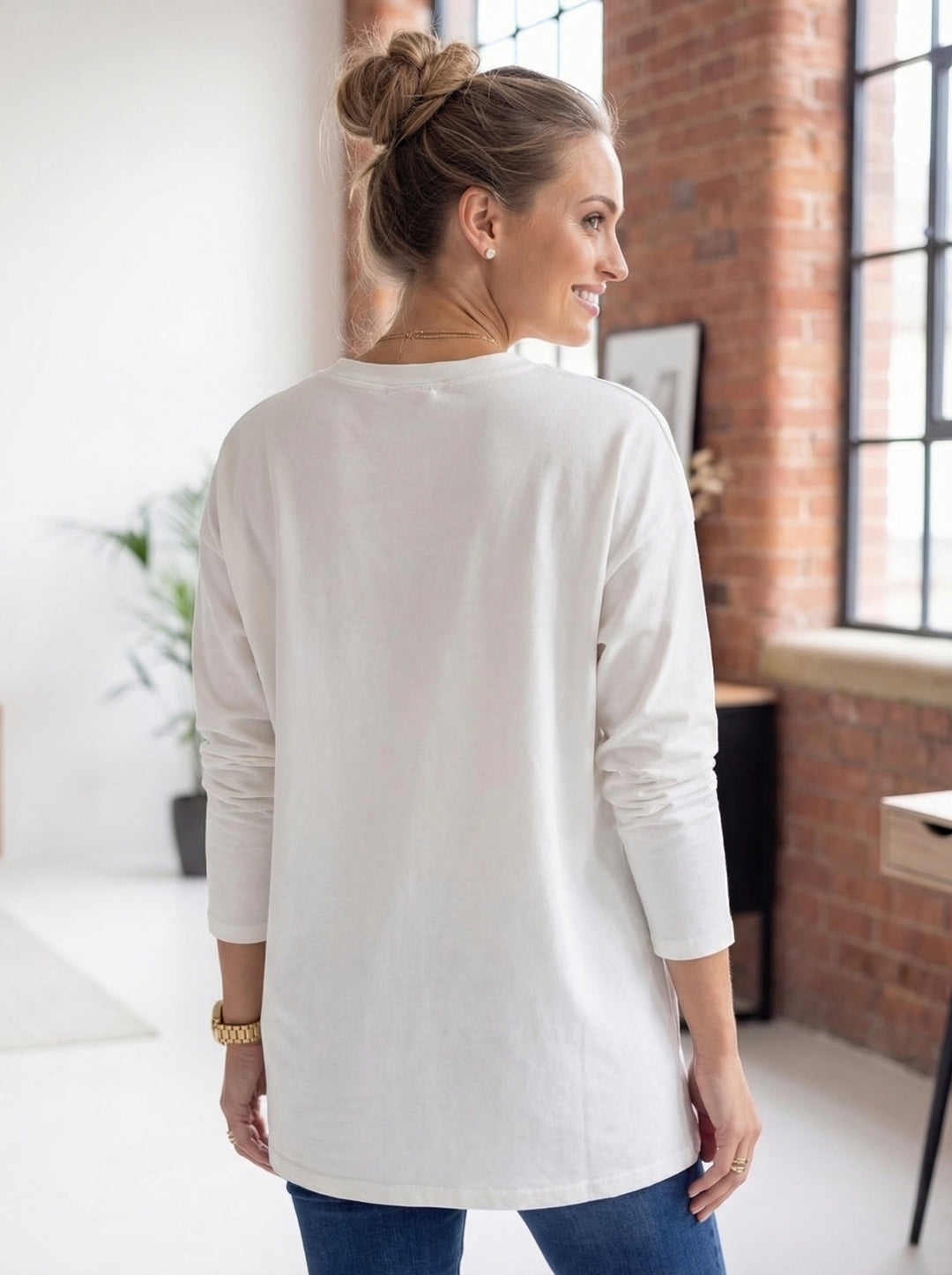 “ADELE” Longsleeve  Premium T-Shirt - White