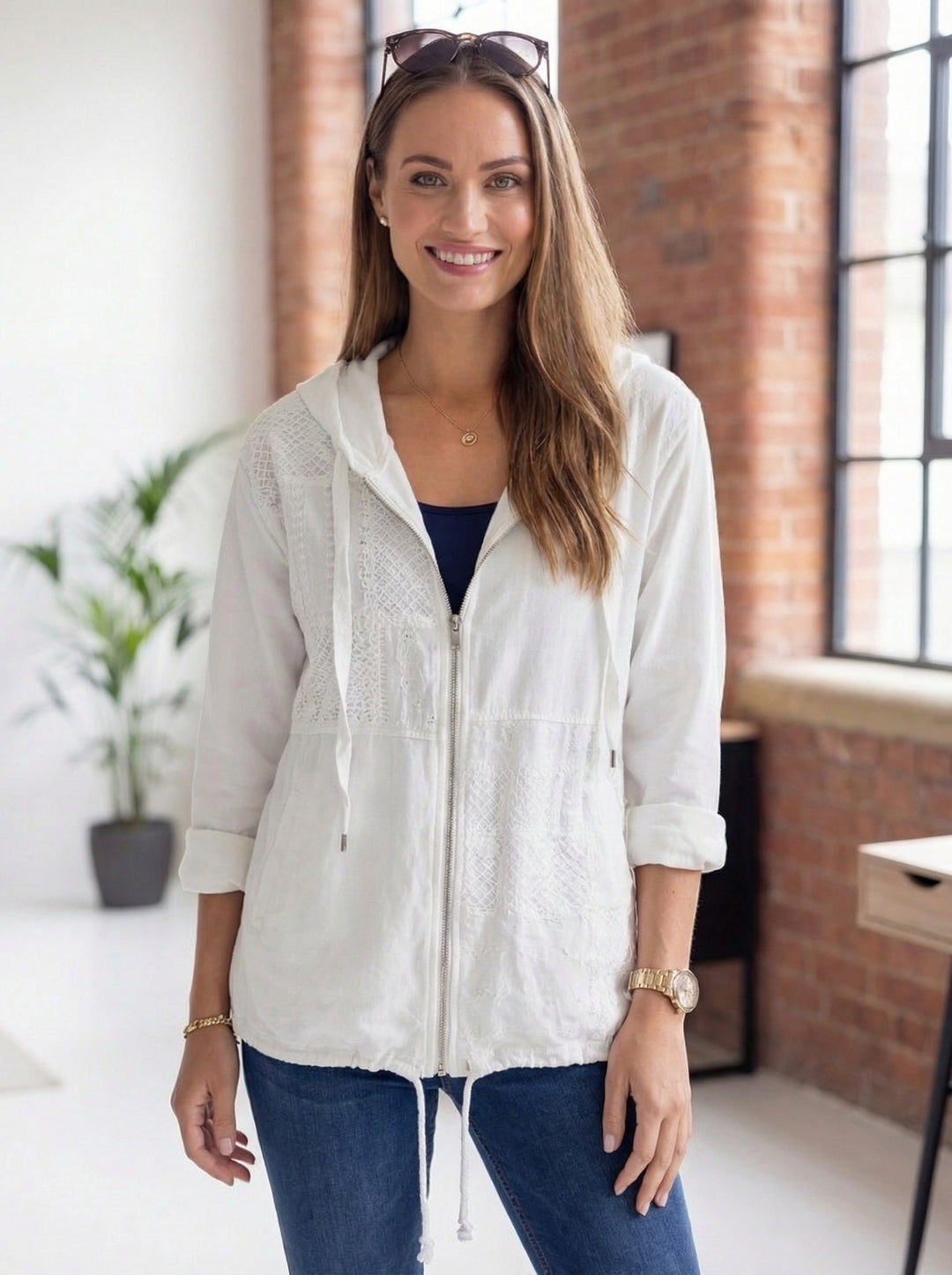 “ADDISON” Hooded Denim Jacket - White