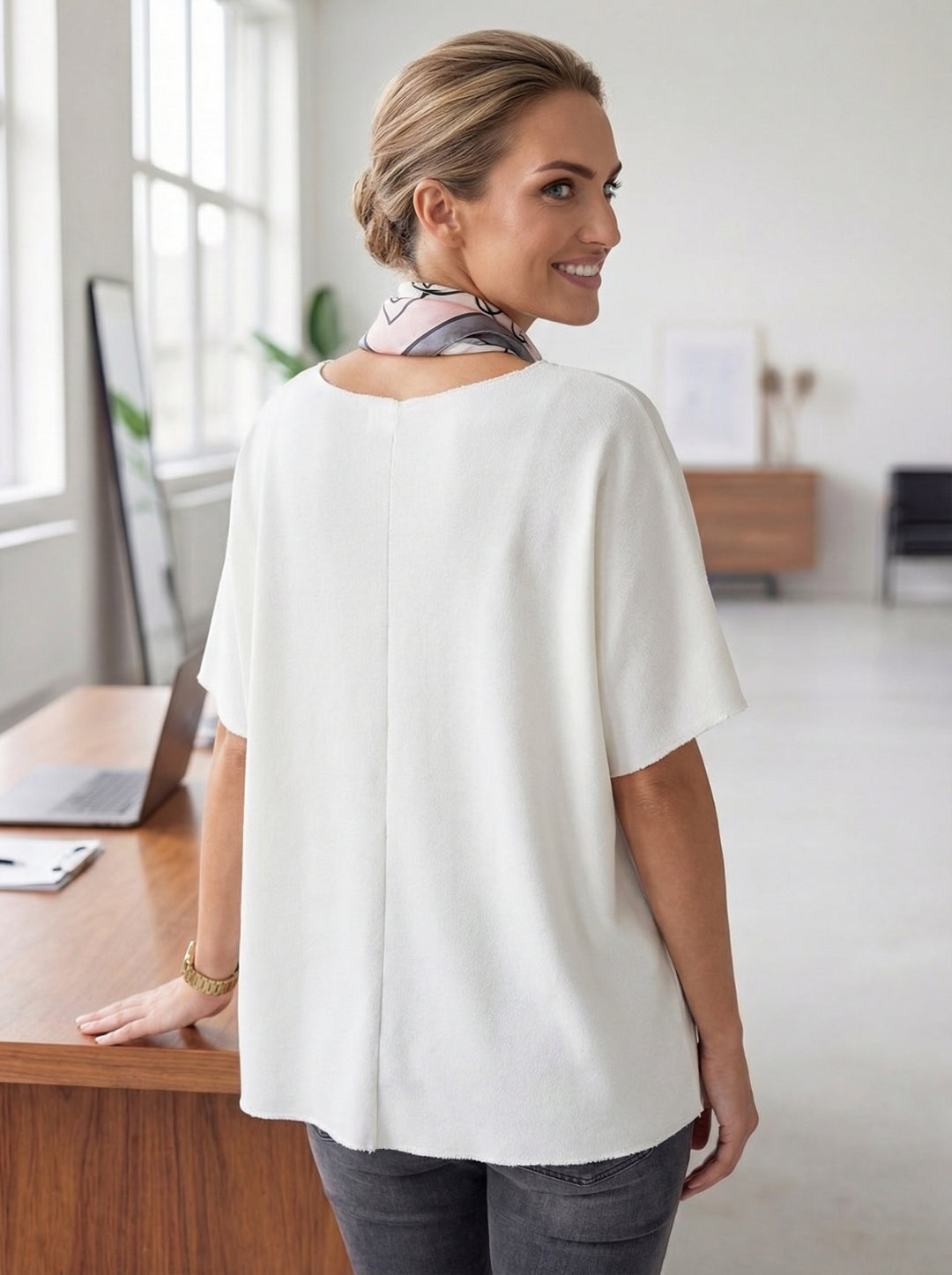 “KELLY” Premium Top With Scarf - Off White