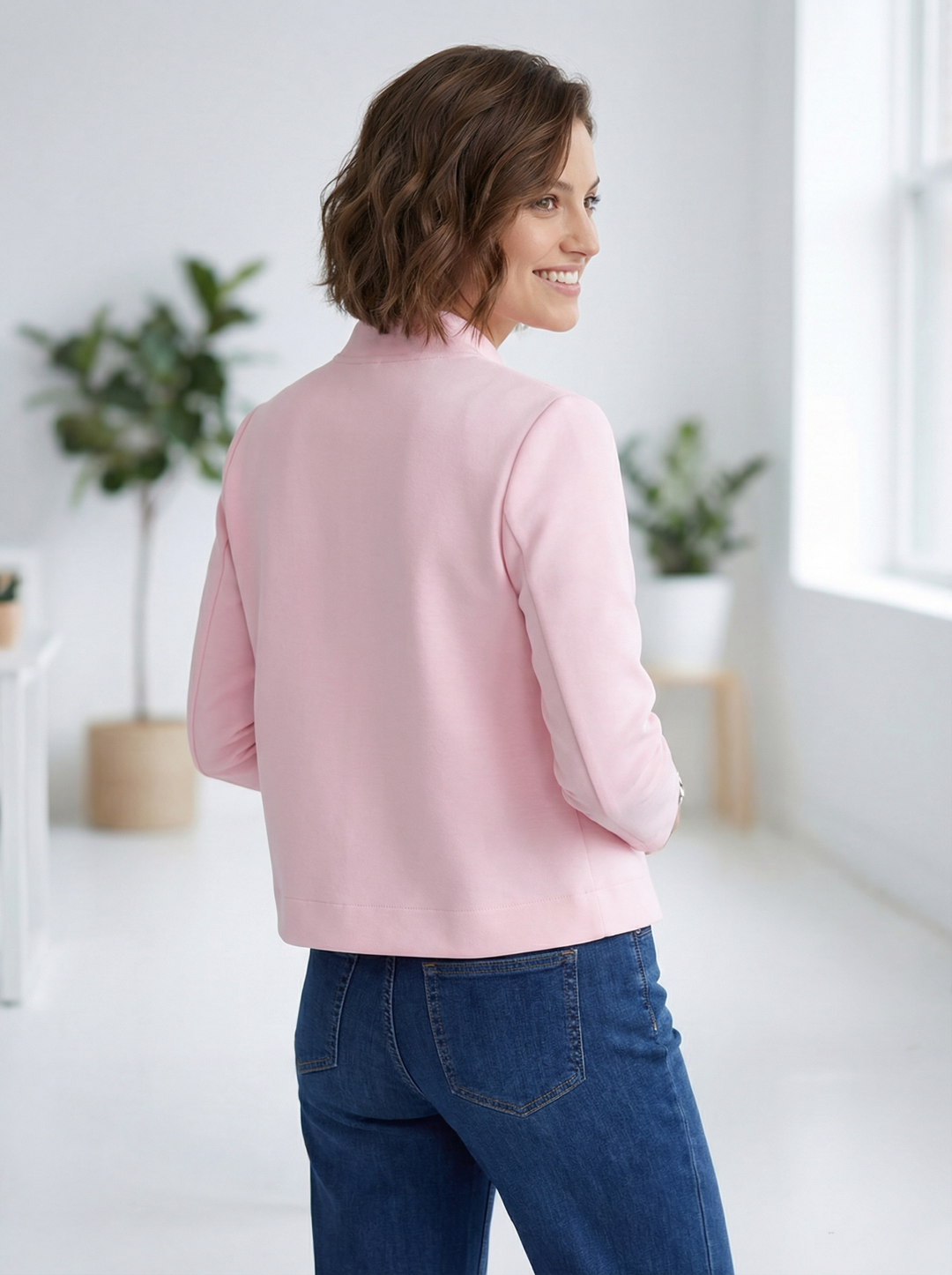 "CLAIRE” Short Scuba Premium Jacket / Blazer - Blush Pink