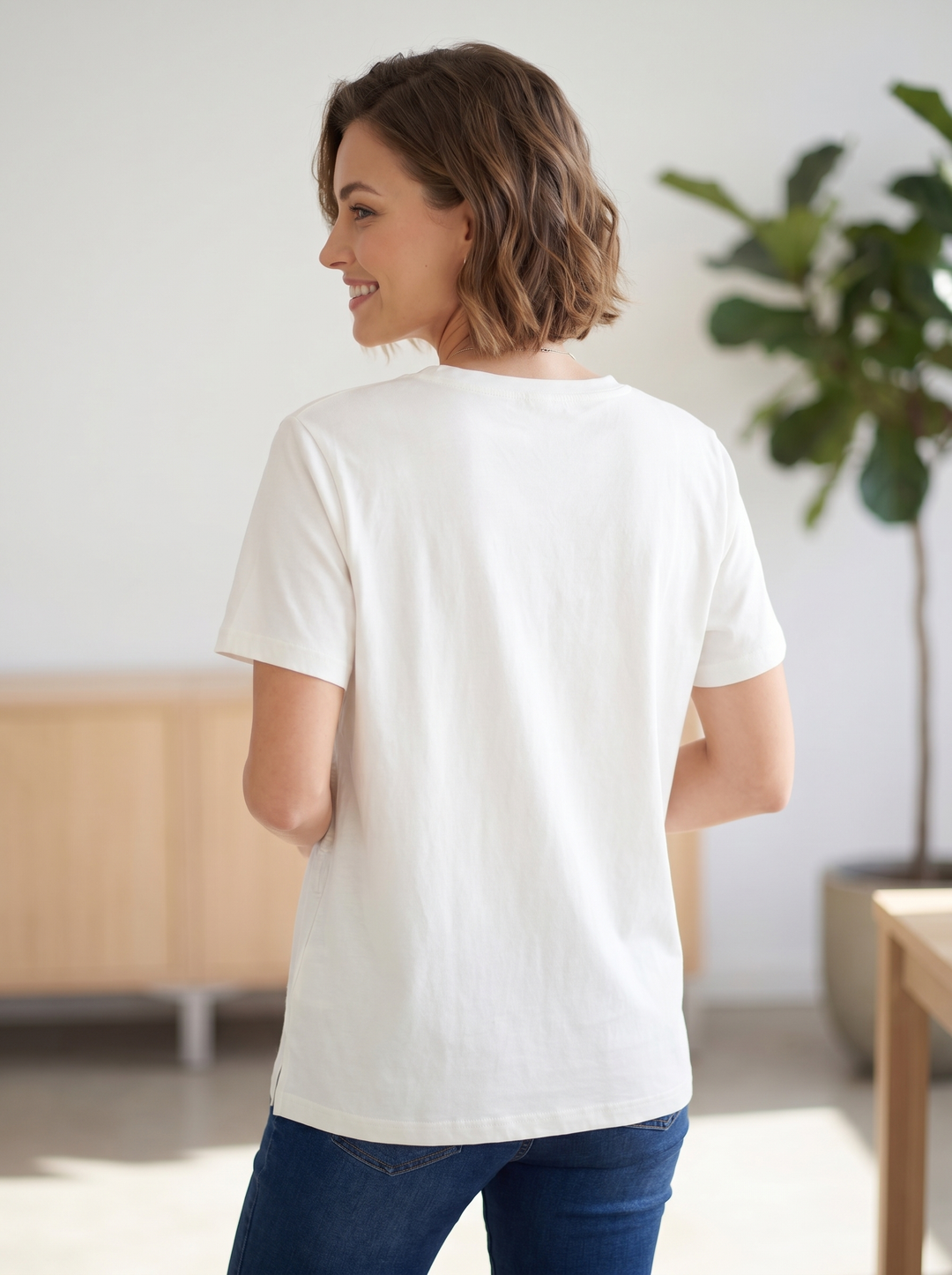 “EVIE” Brioderie T-Shirt