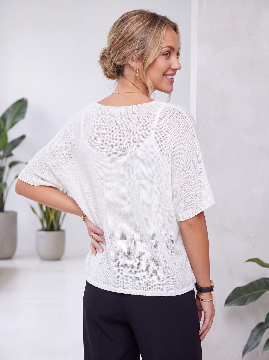 “LEYLA” Fine Knit Cardigan / Top