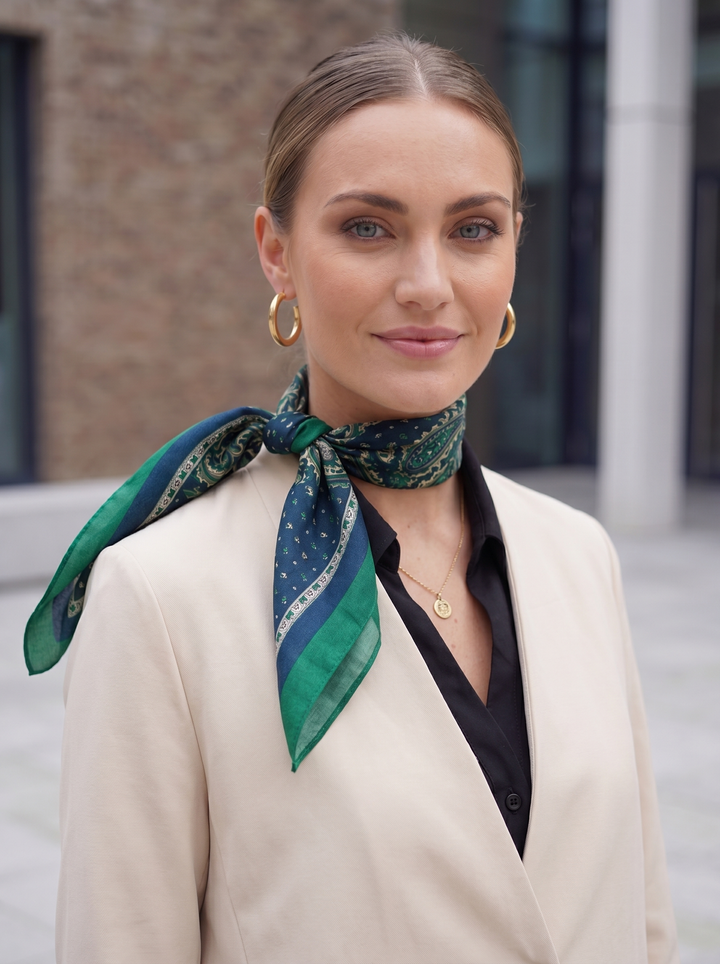 "KENSINGTON” Neckerchief Scarf