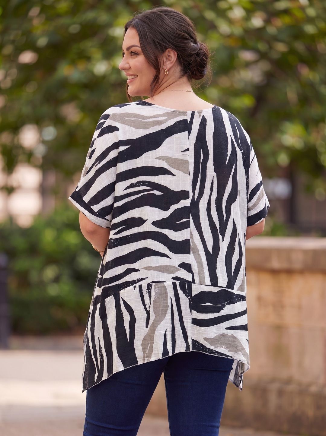 “BAILEY” Zebra Print Cotton Top