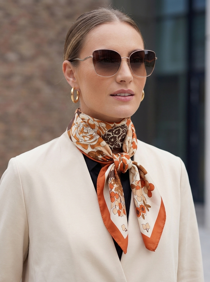 "KENSINGTON” Neckerchief Scarf
