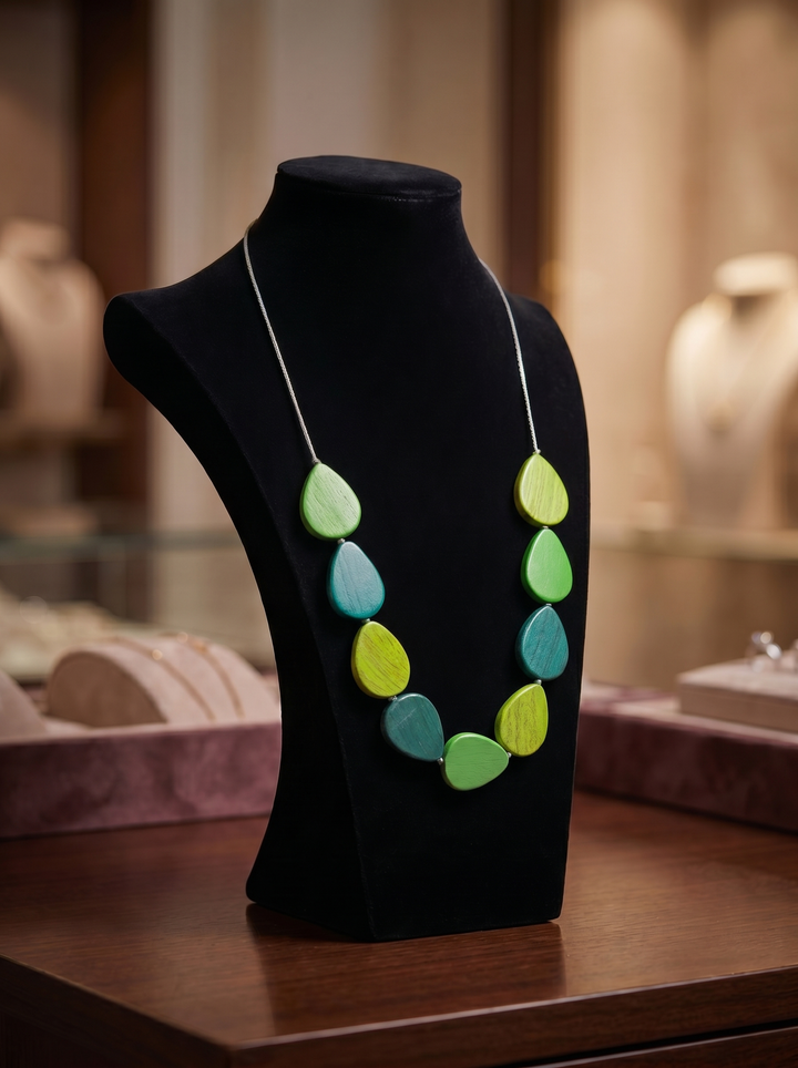 Green Harmony Short Necklace