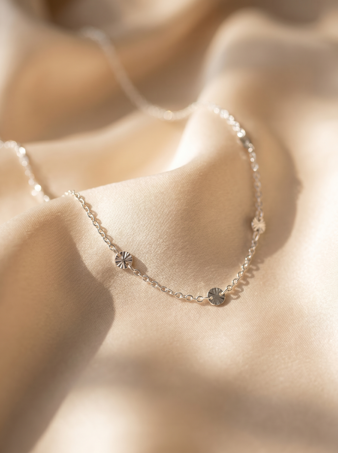 Elara Dainty Necklace