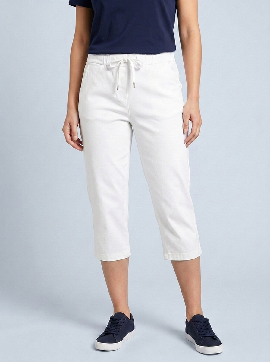 “CARMELA" 3/4 Length Crop Trouser - white