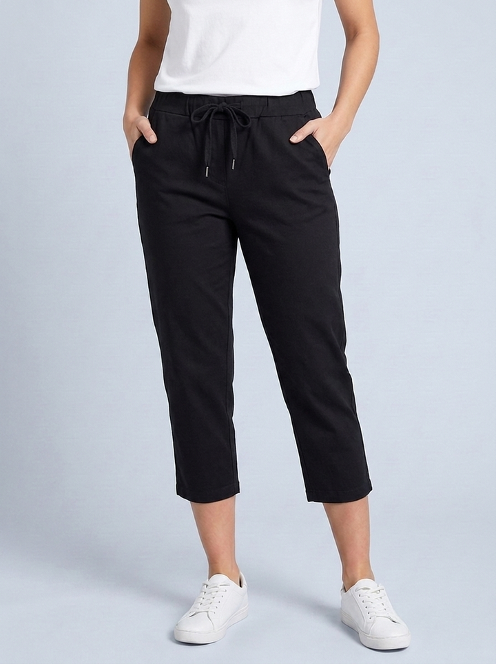 “CARMELA" 3/4 Length Crop Trouser black
