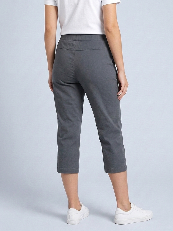 “CARMELA" 3/4 Length Crop Trouser