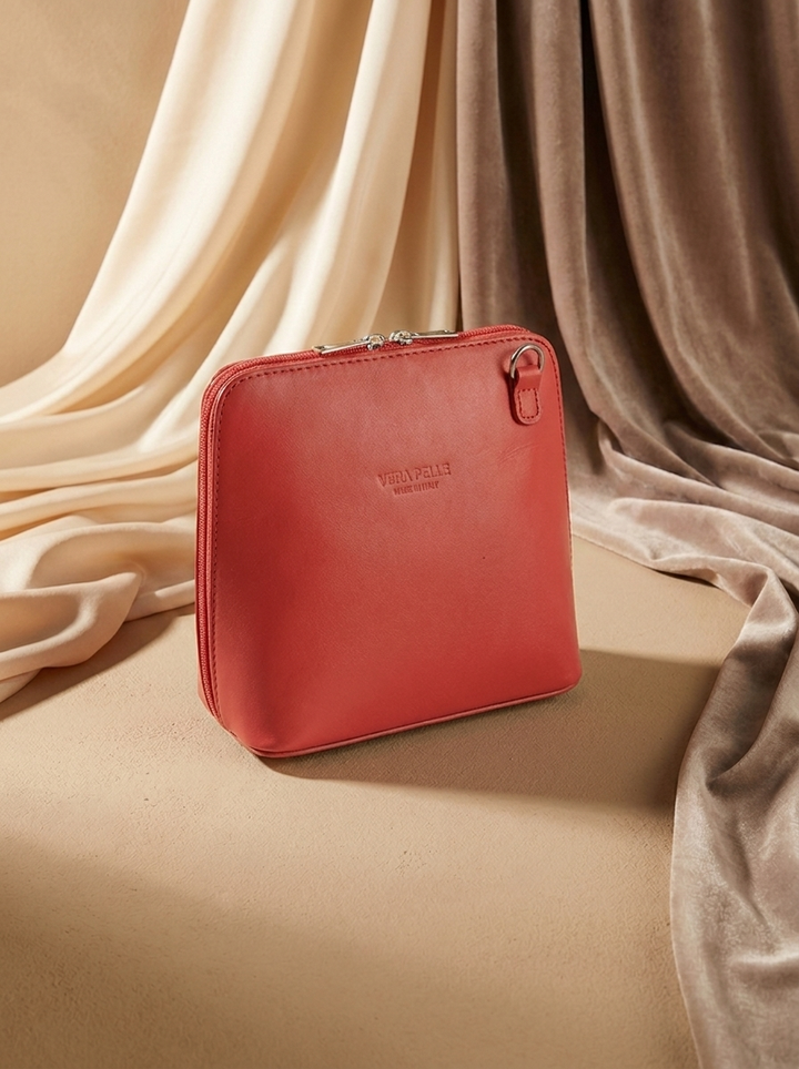 The “VERONA” MADE IN ITALY Leather Crossbody Bag