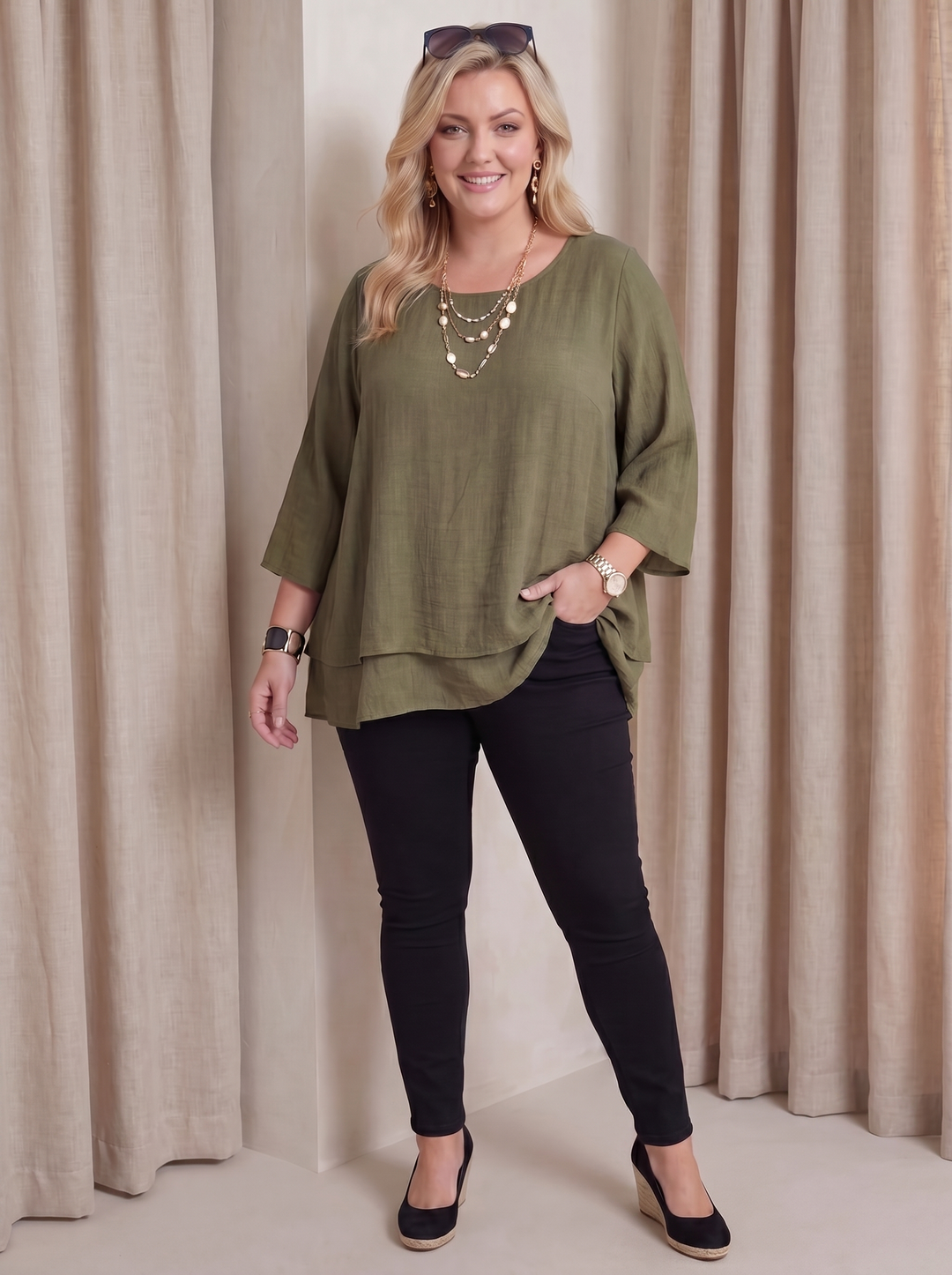 "SCARLETT” Relaxed Fit Split Back Top