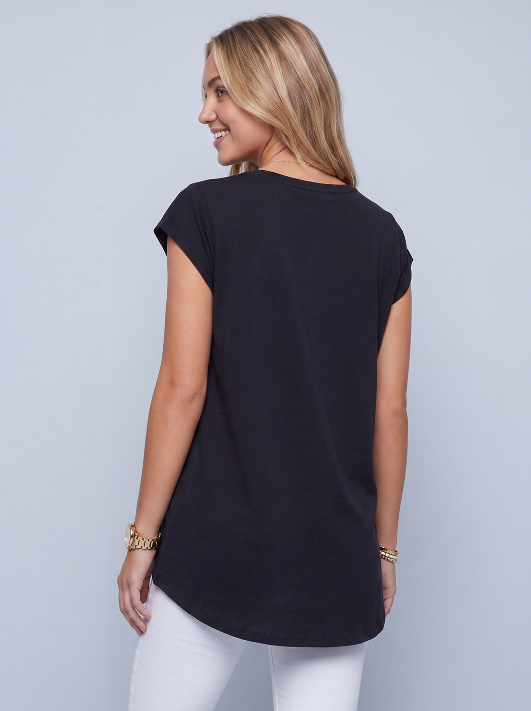 “SIENNA”  Essential T-Shirt