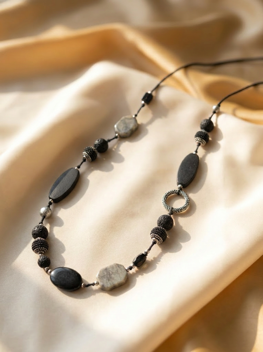 Black & Silver Harmony Necklace
