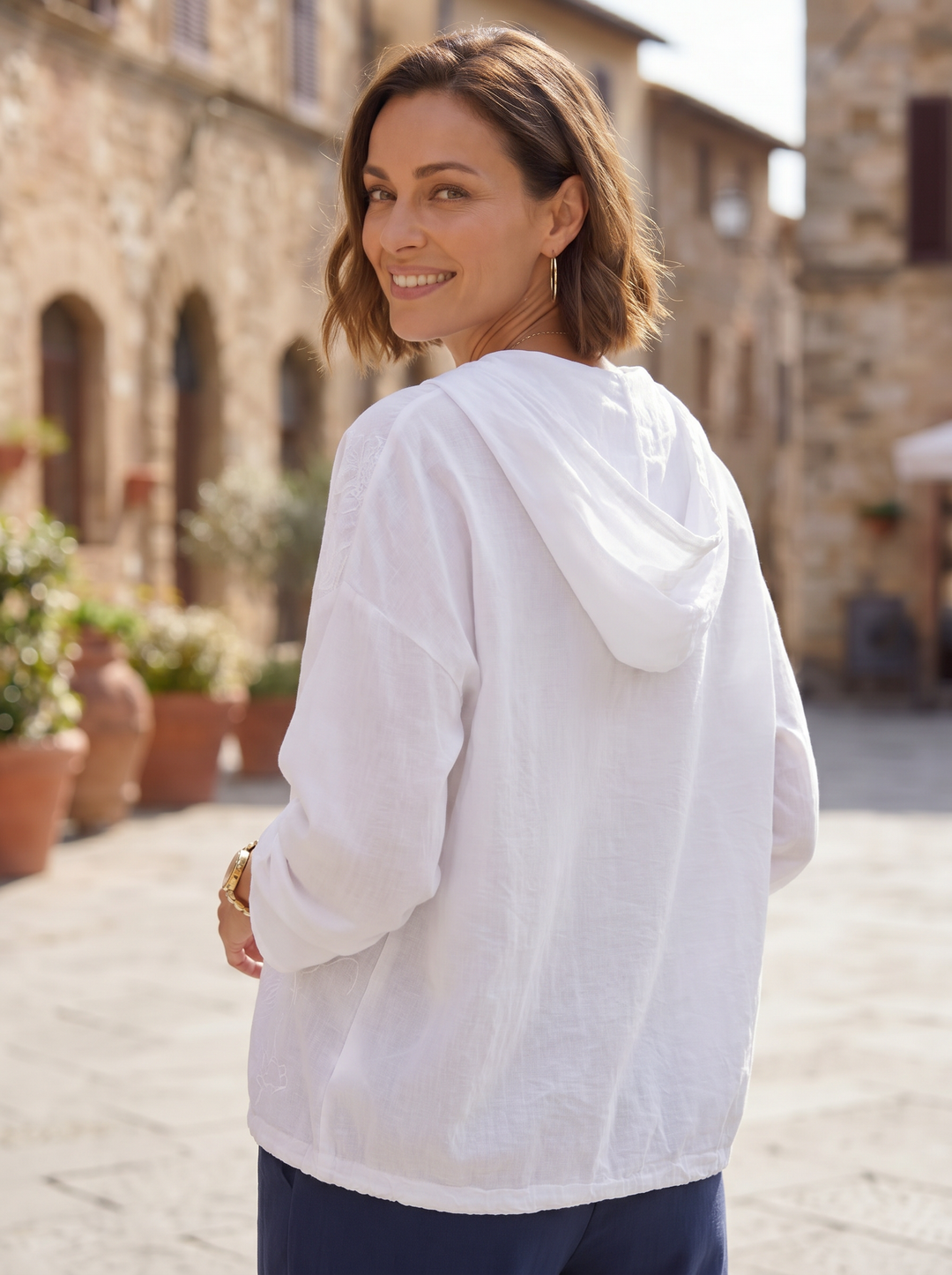 “TESSA” Relaxed Short Hooded Top / Jacket