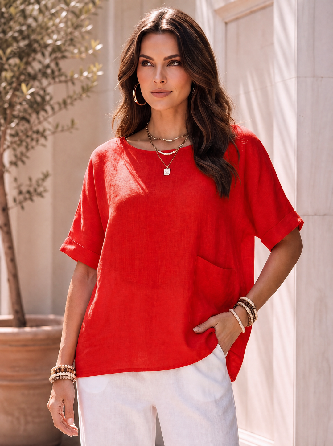“KIARA” Relaxed Fit Button Back Top red