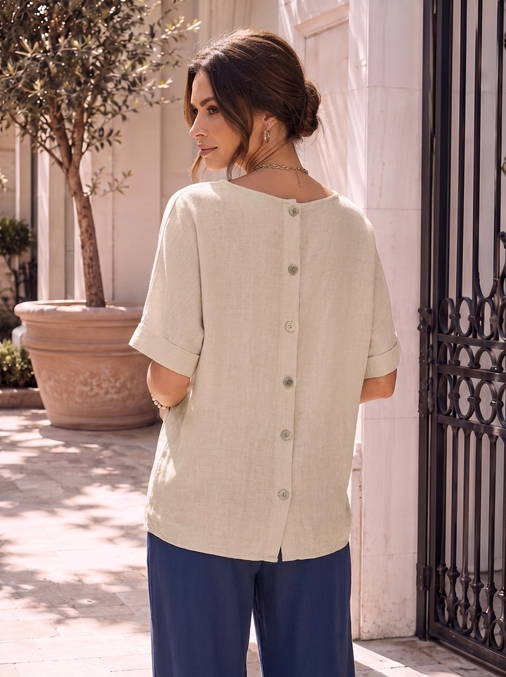 “KIARA” Relaxed Fit Button Back Top